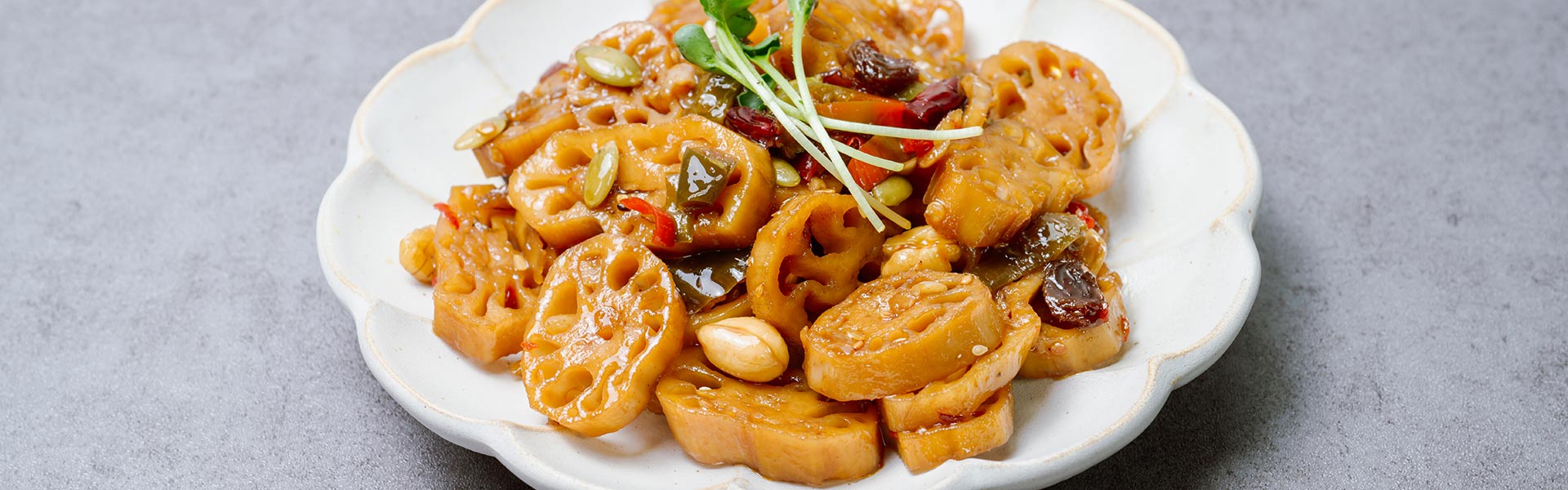 Stir-Fried Japanese Lotus Root