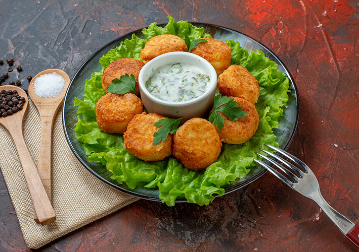 Vegan Nuggets Salad Bowl